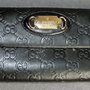 Gucci black leather wallet